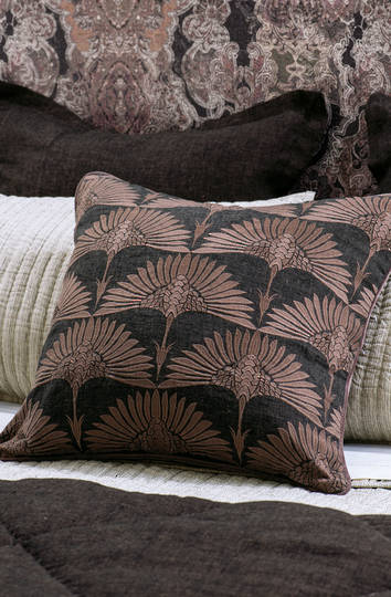 Bianca Lorenne - Furaito Cushion - Walnut/Carob